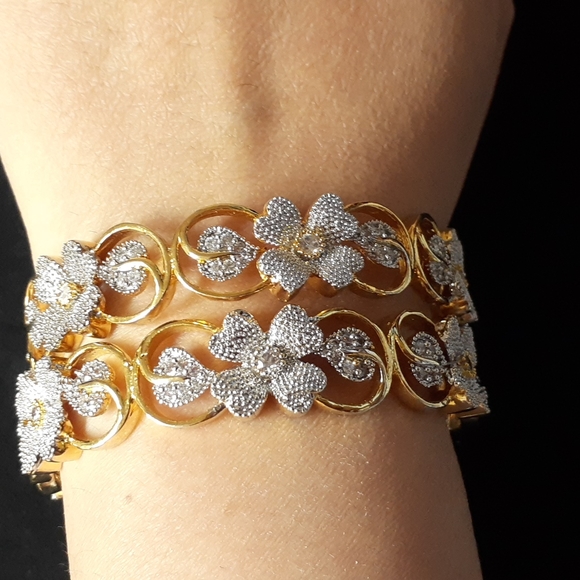 Jewels Galaxy Floral Design Gold Plated American Diamond Indian Bangle - Picture 7 of 11
